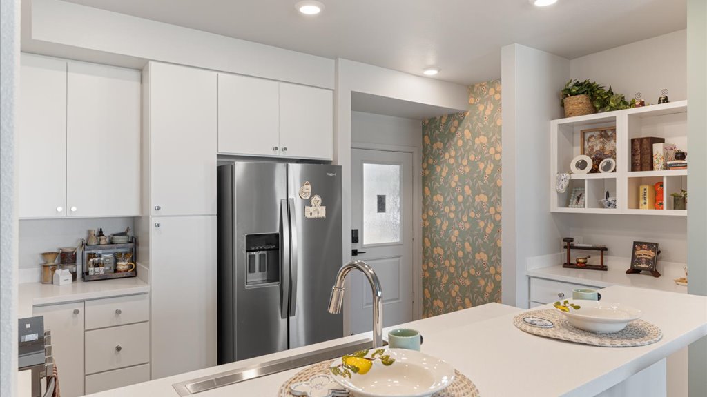 Interior kitchen with stainless steel appliances