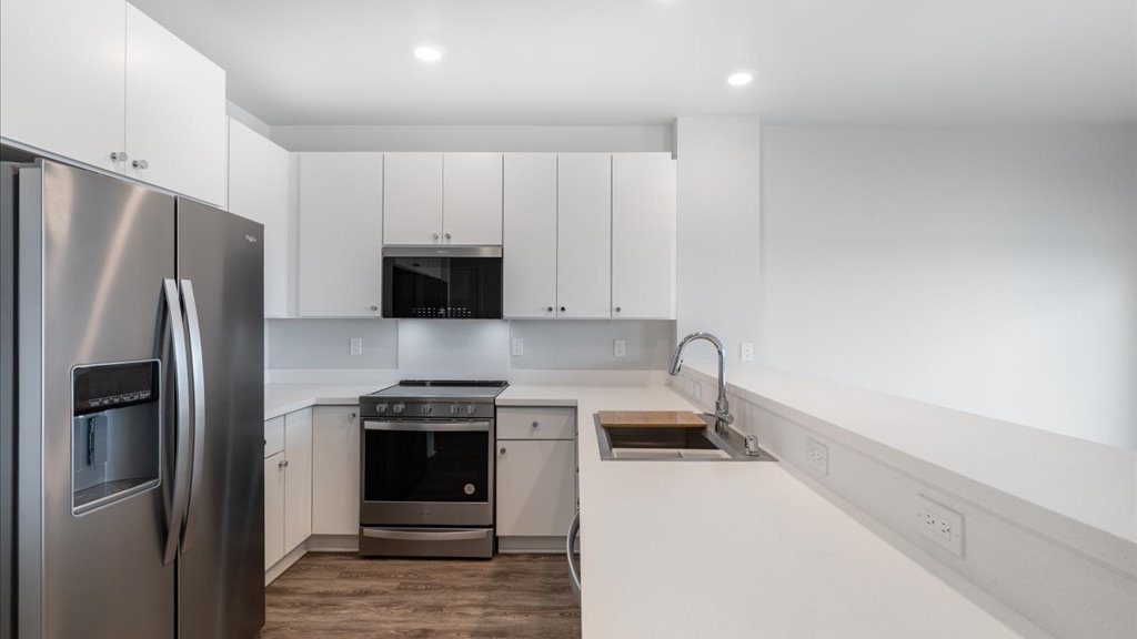 Interior kitchen with stainless steel appliances
