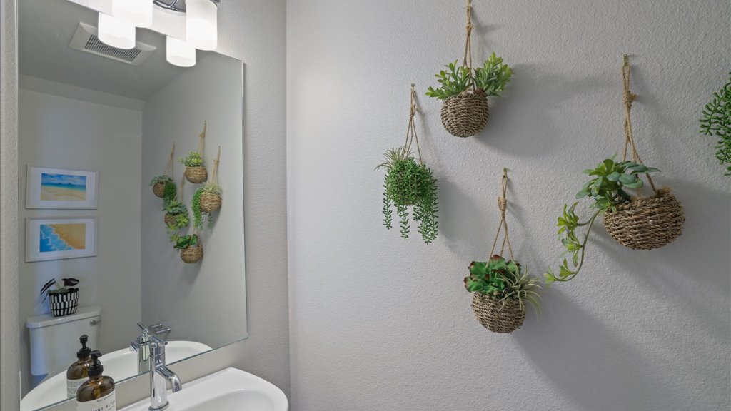Interior powder bathroom