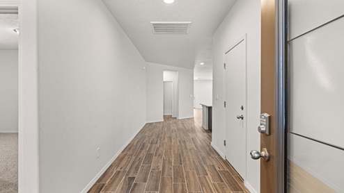 Interior entryway