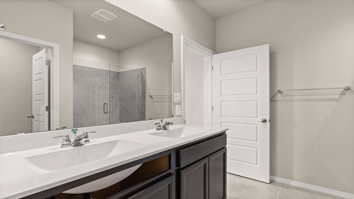 PRIMARY BATHROOM