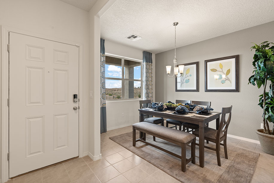 New Homes in Manzano Vista LOS LUNAS, NM D.R. Horton
