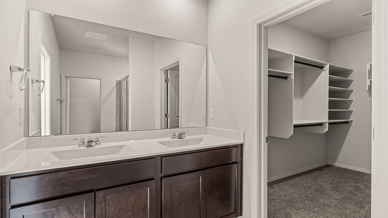 Sage - Bathroom 2