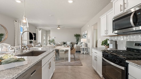Stonegate Model Kitchen