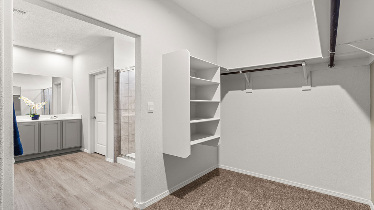 sawyer primary closet