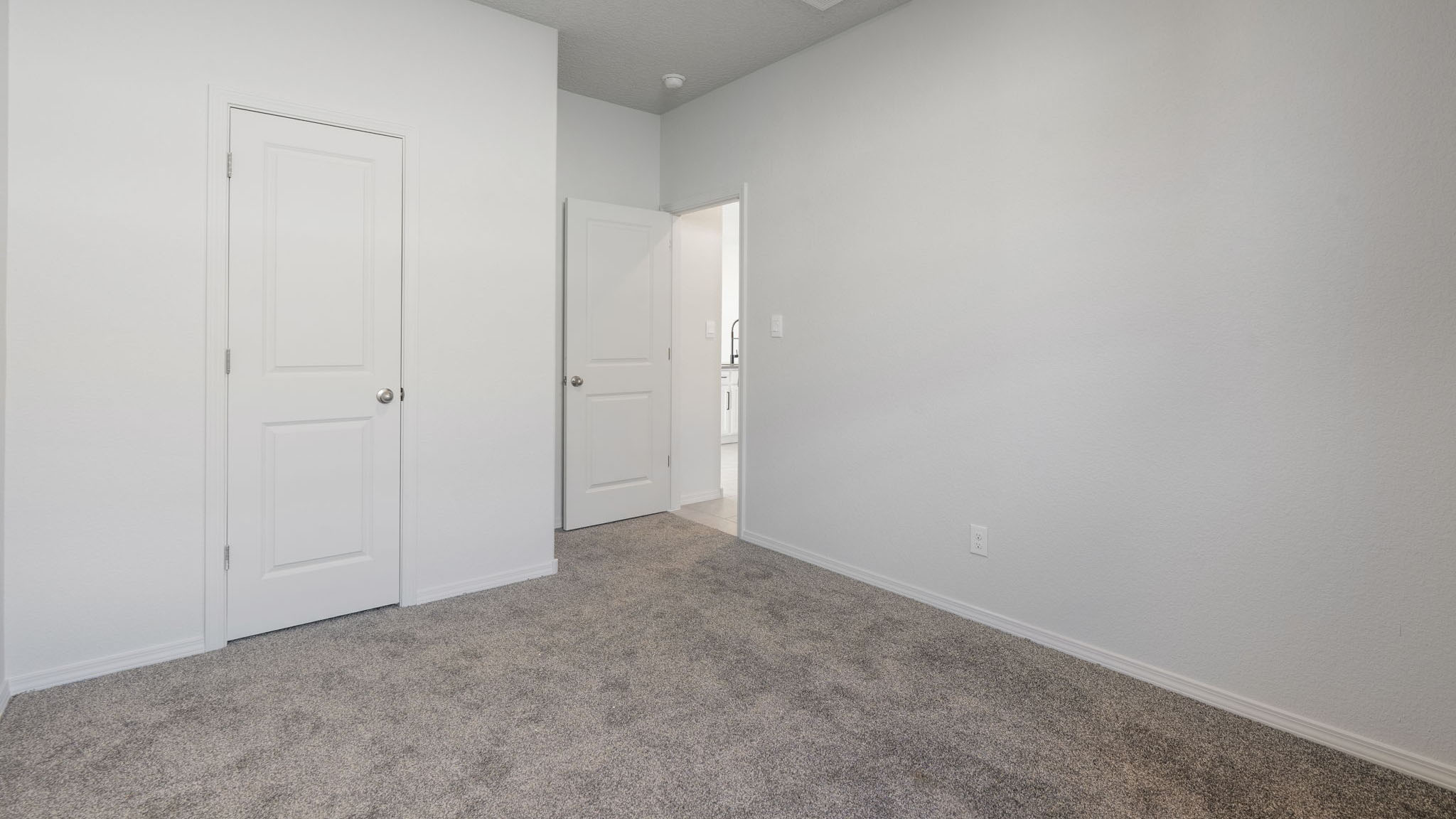 bedroom #1