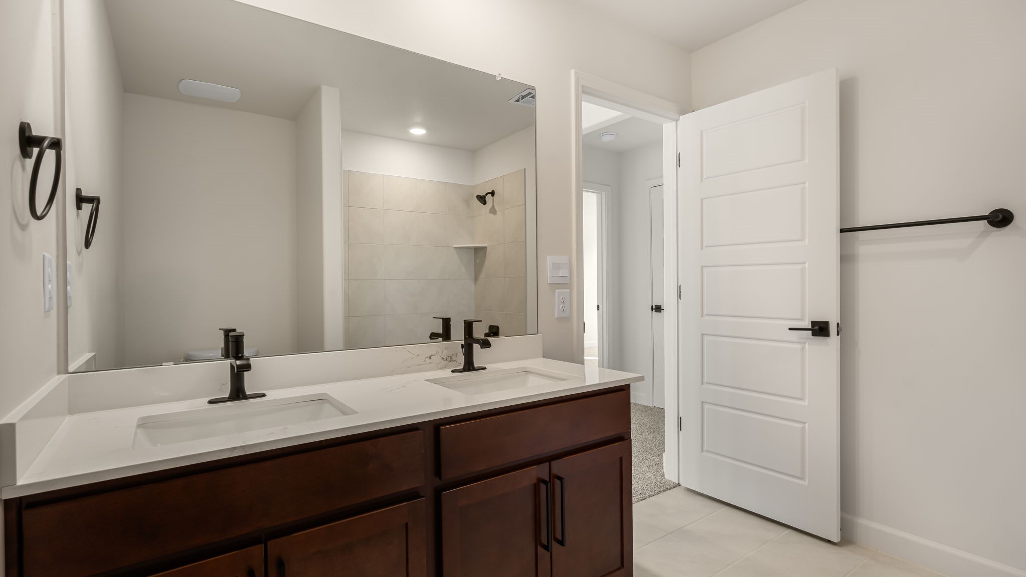 hall bathroom #2