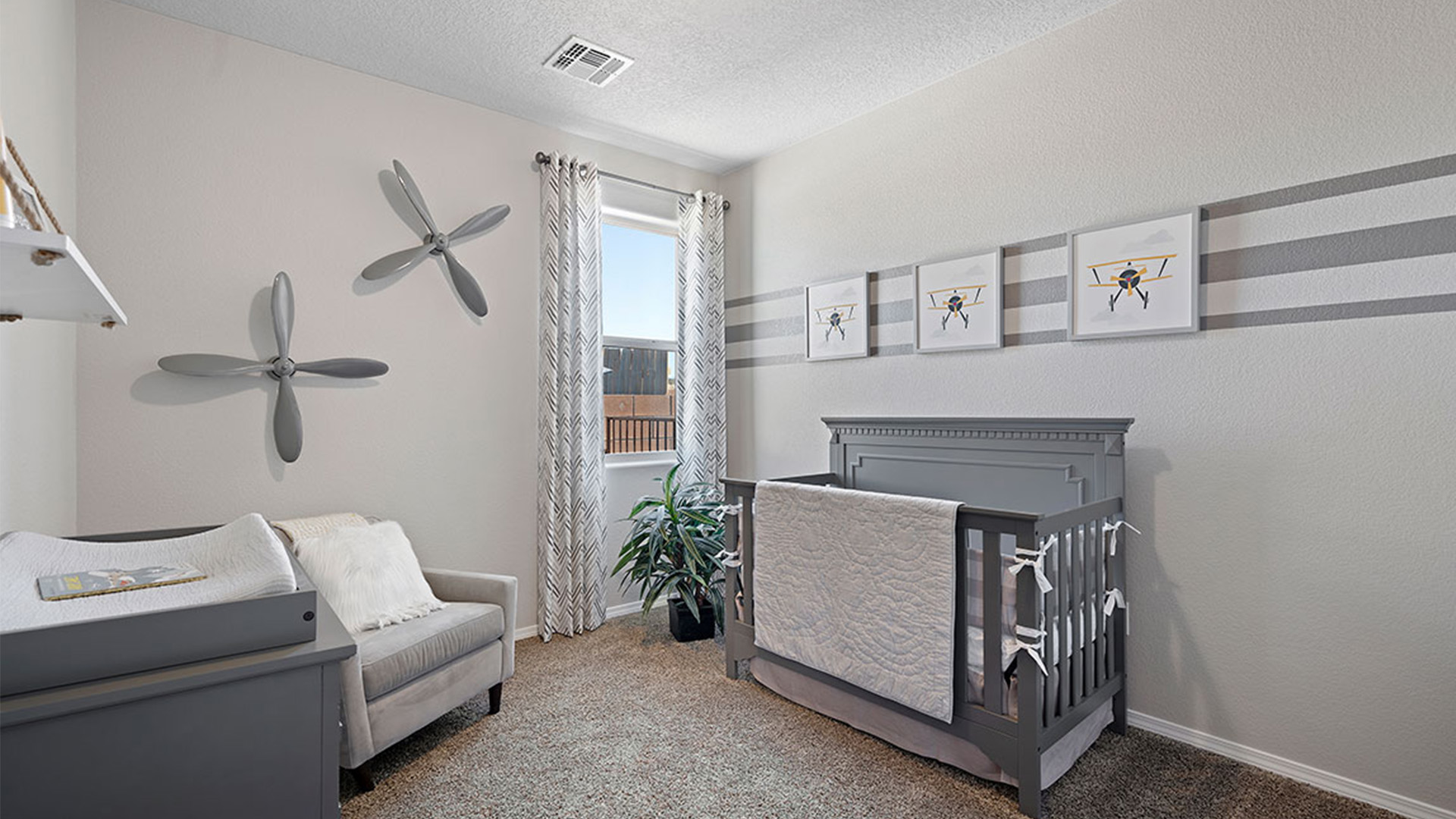 Multi-use bedroom designed for office, study, craft, or added sleeping space at Los Diamantes Phase III