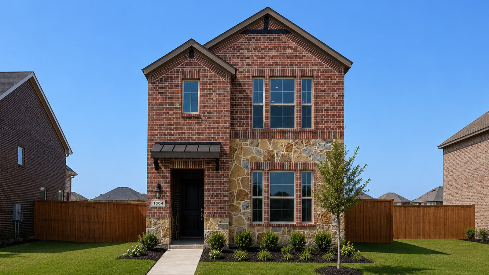 Exterior two-story new construction home in DFW.