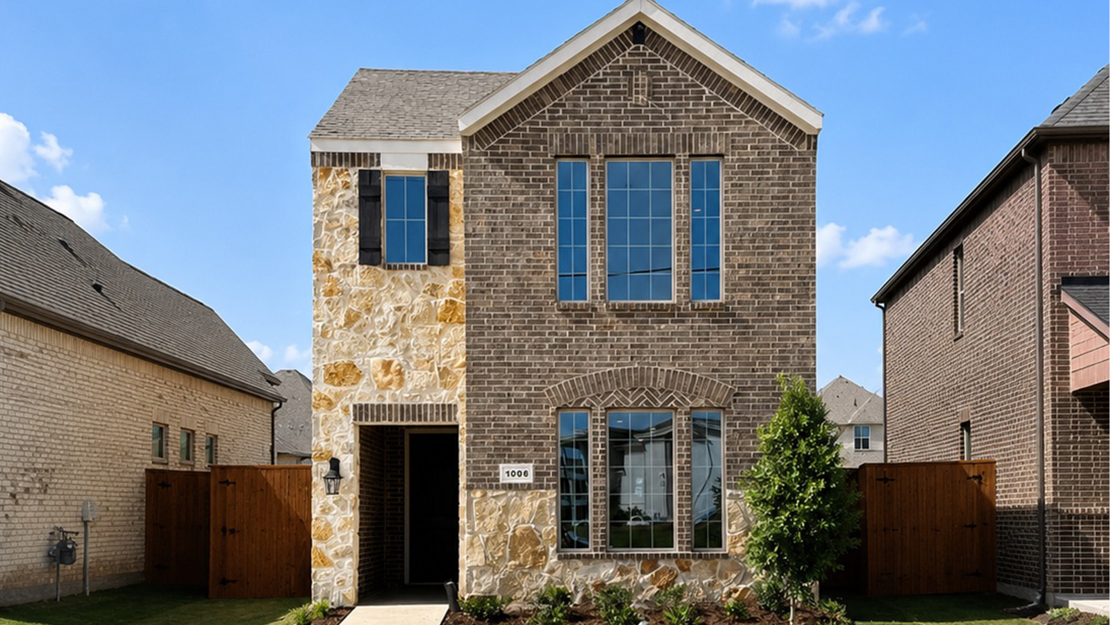 Exterior two-story new construction home in DFW