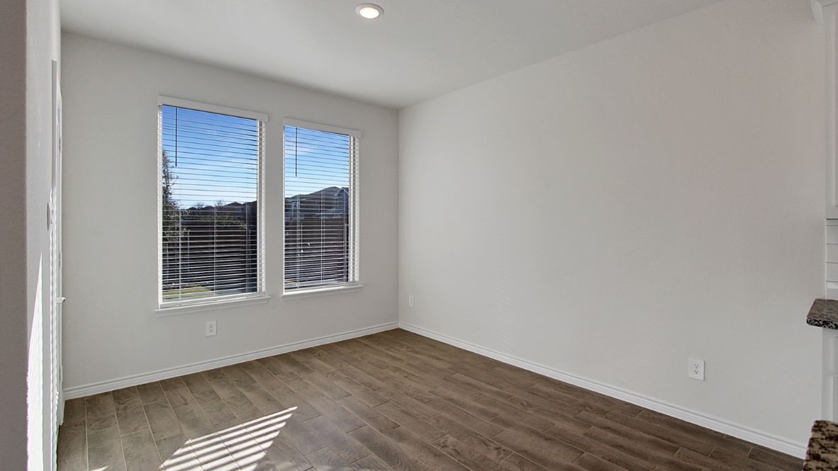 secondary bedroom with windows