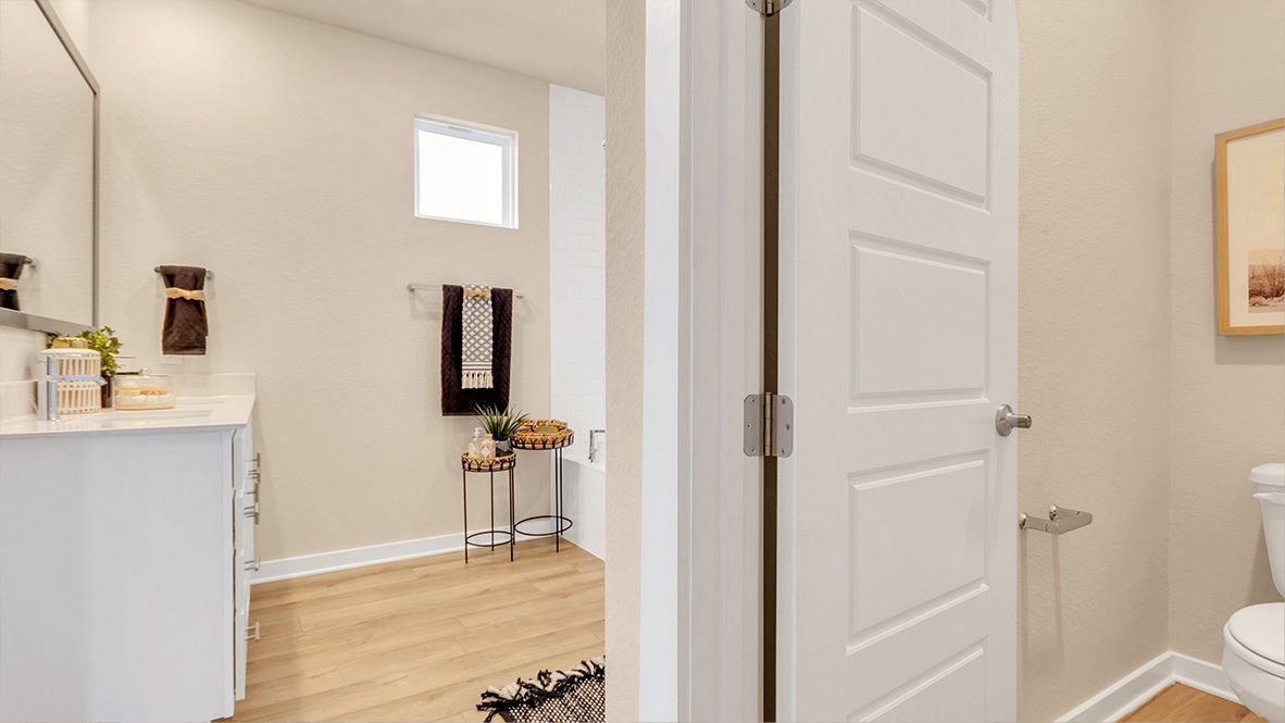 Primary ensuite bathroom