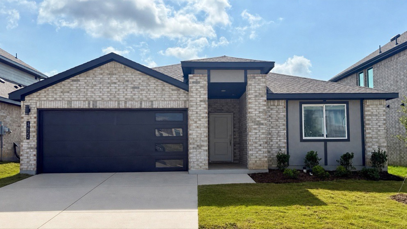 Exterior two-story home in dfw texas