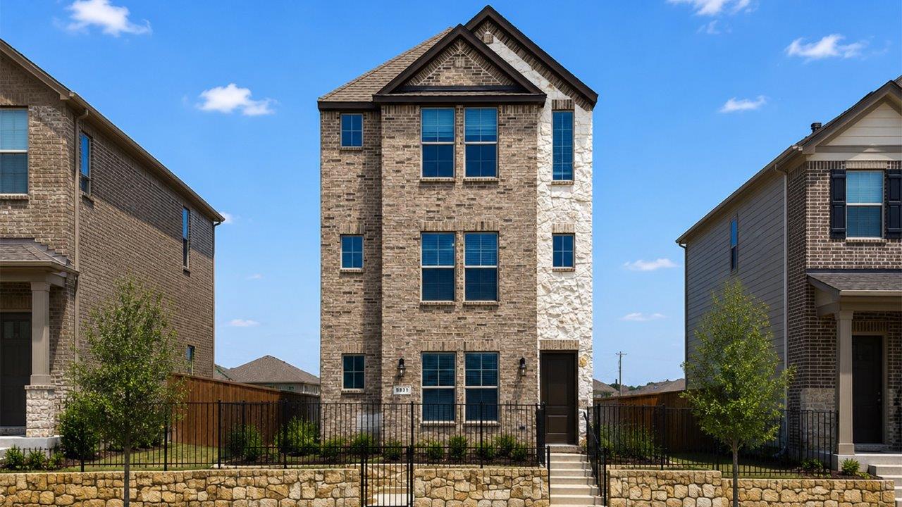 Exterior Mustang floor plan in mustang square community. three-story new construction home in plano, texas.