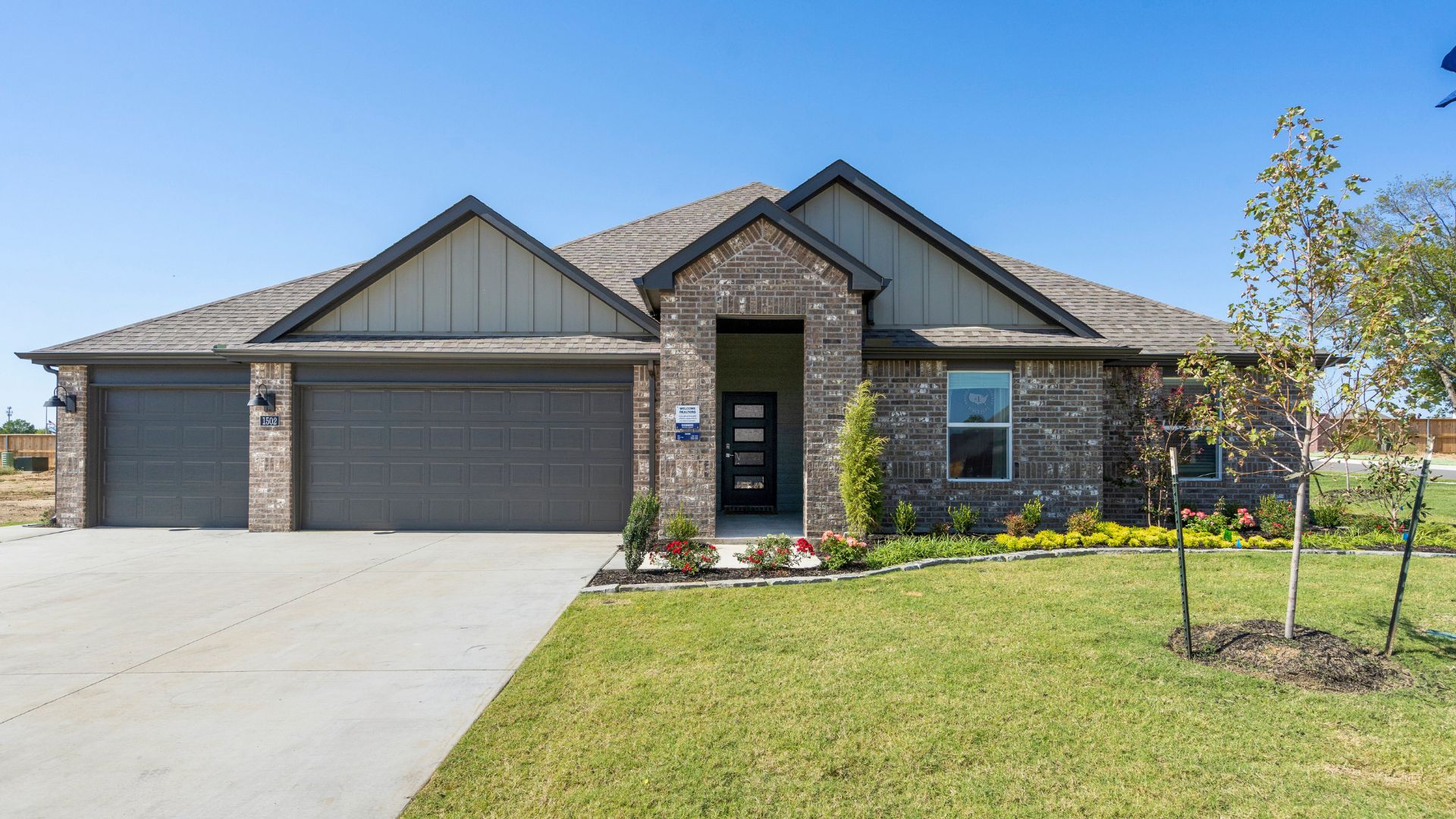 New Homes in Highland Park Broken Arrow, OK D.R. Horton