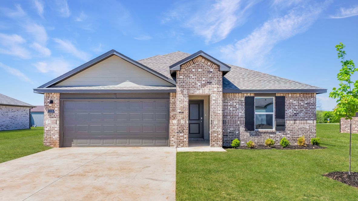 Available Home in The Villas at Chouteau Hills Chouteau, OK D.R. Horton