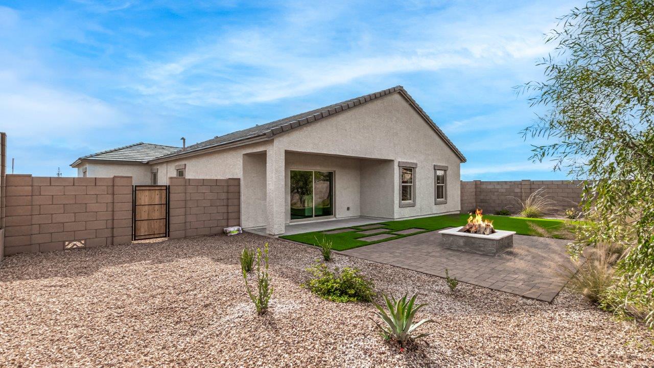 Introducing The Kingston, a spacious four-bedroom home settled within the peaceful community of Tortolita Trails in Marana, Arizona. With 2,051 square feet of living space, this single-story new home design offers both comfort and practicality for modern family life.