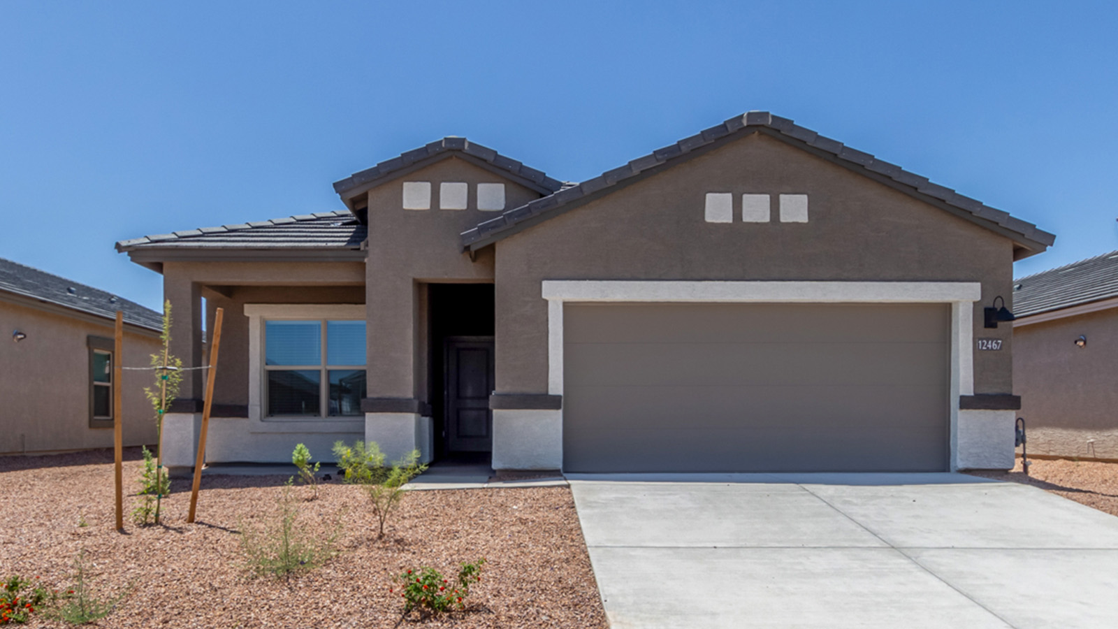 13513 N Nicholas Ct exterior