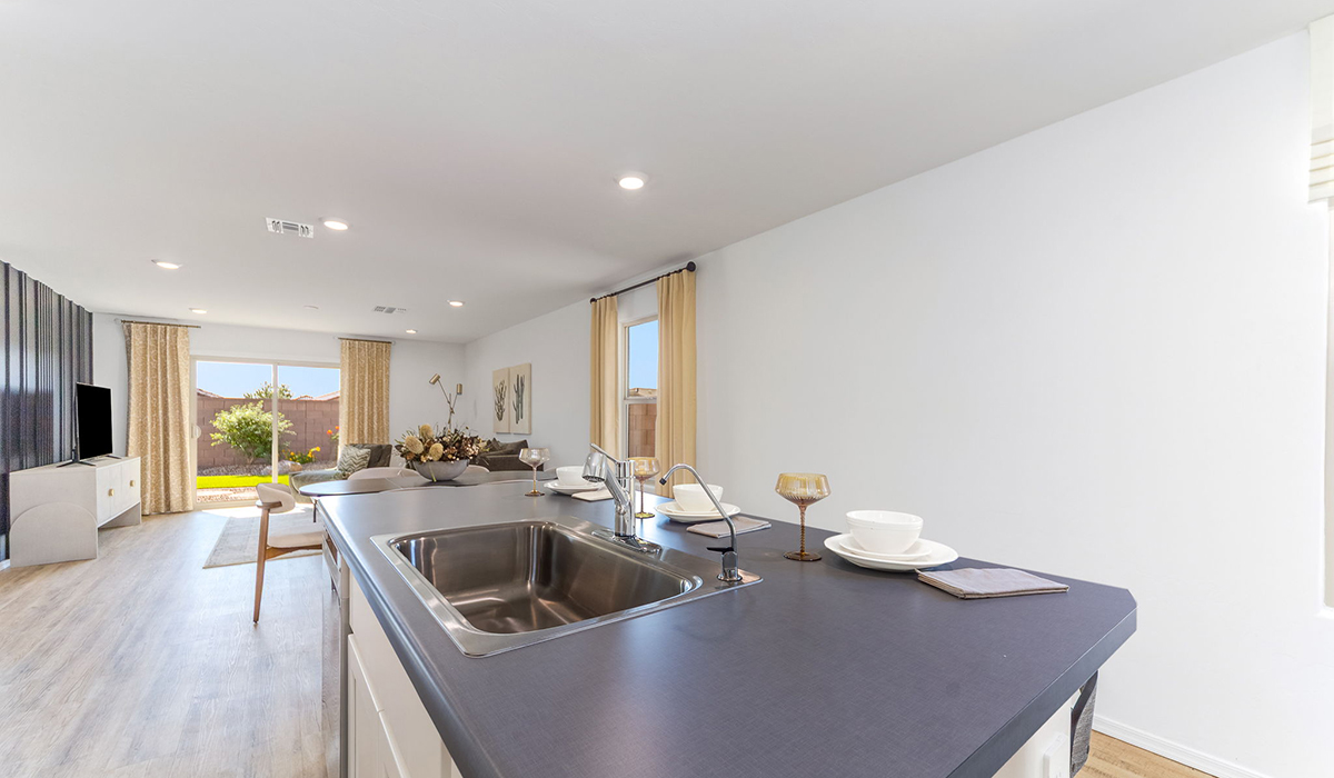 D.R. Horton, America’s Builder, is pleased to announce Solterra, a brand-new residential active adult neighborhood community in Green Valley, Arizona.