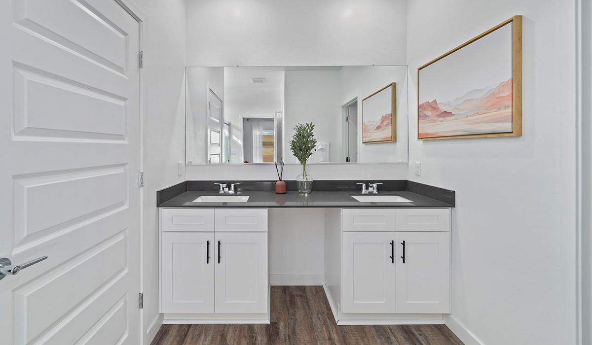 D.R. Horton, America’s Builder, is pleased to announce Solterra, a brand-new residential active adult neighborhood community in Green Valley, Arizona.