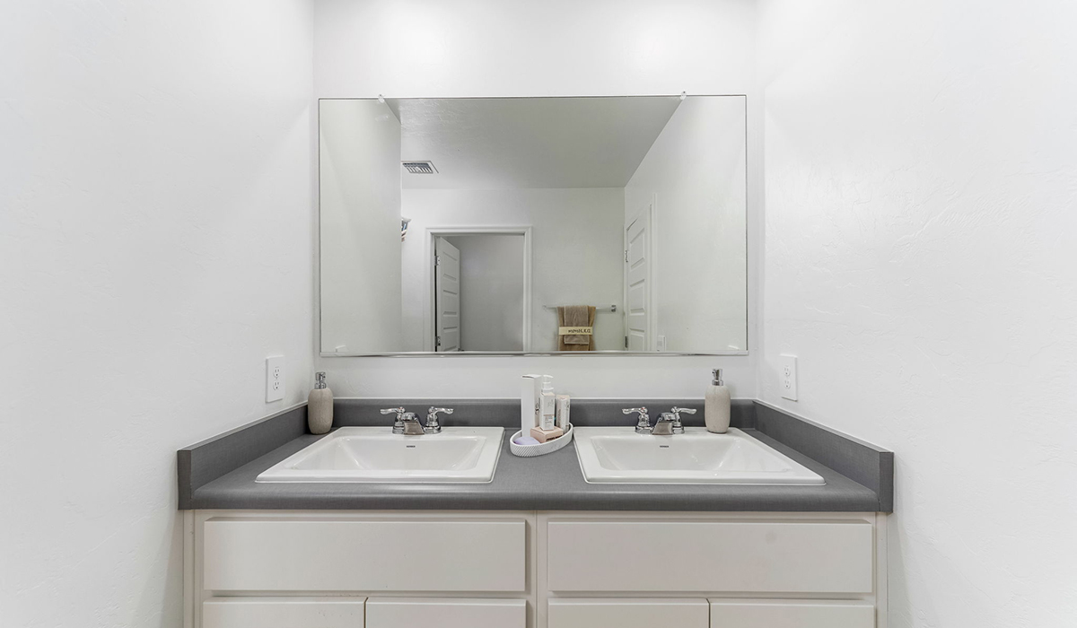 D.R. Horton, America’s Builder, is pleased to announce Solterra, a brand-new residential active adult neighborhood community in Green Valley, Arizona.