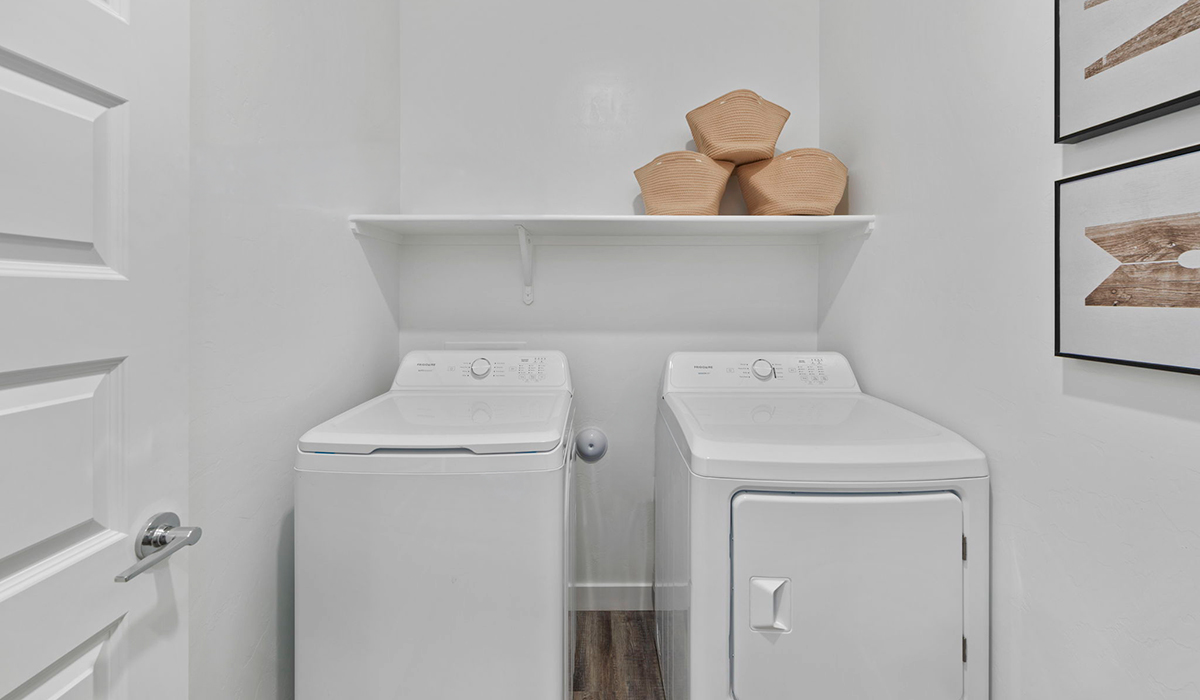 D.R. Horton, America’s Builder, is pleased to announce Solterra, a brand-new residential active adult neighborhood community in Green Valley, Arizona.