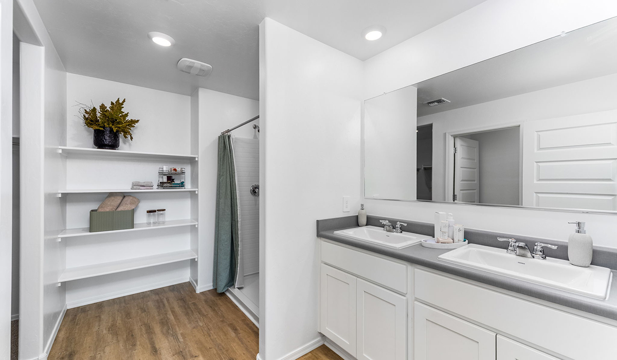 D.R. Horton, America’s Builder, is pleased to announce Red Rock Village, a brand-new residential neighborhood thoughtfully positioned within the highly sought-after master-planned community of Red Rock, Arizona.