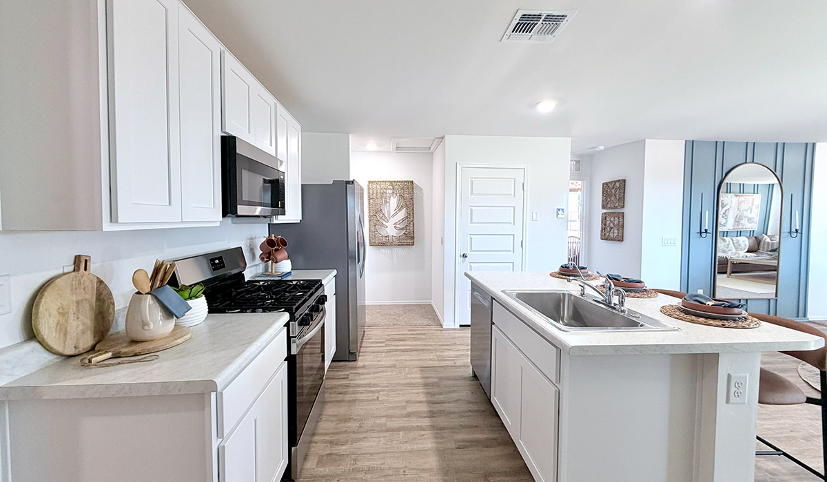 D.R. Horton, America’s Builder, is pleased to announce Red Rock Village, a brand-new residential neighborhood thoughtfully positioned within the highly sought-after master-planned community of Red Rock, Arizona.