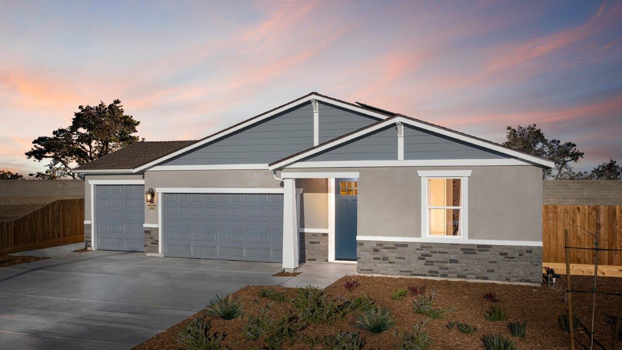 exterior of home in Shepherds Ranch in Visalia